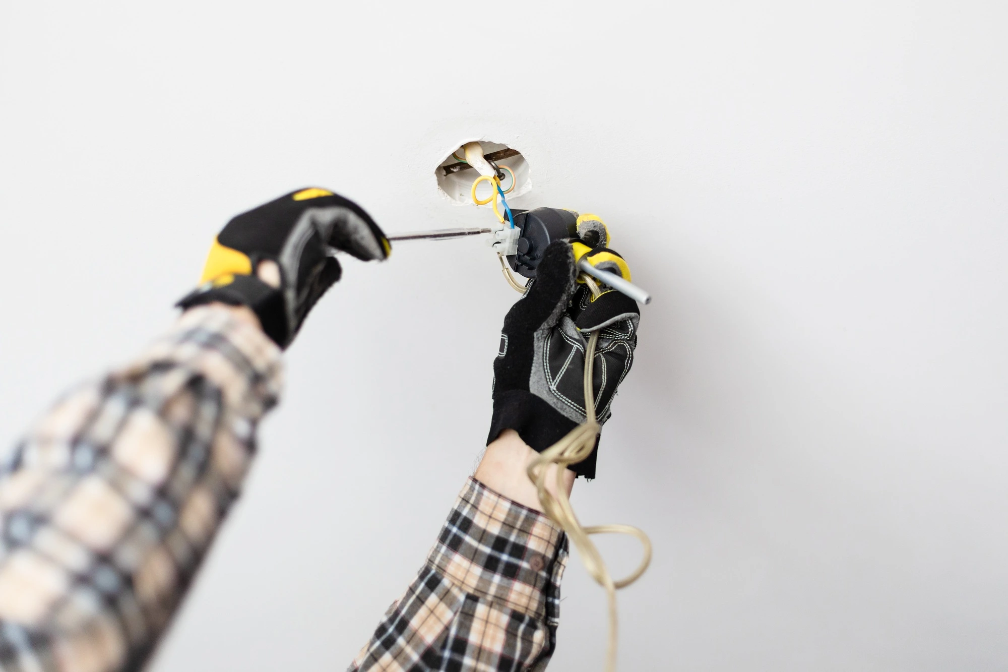 Super Power Electric, Heat & Air Offering Electrical Repairs