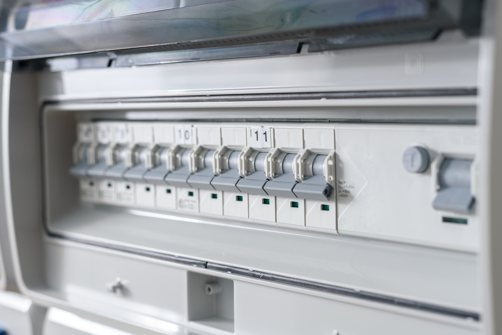 How to tell if a circuit breaker is bad in my Middletown, NJ home